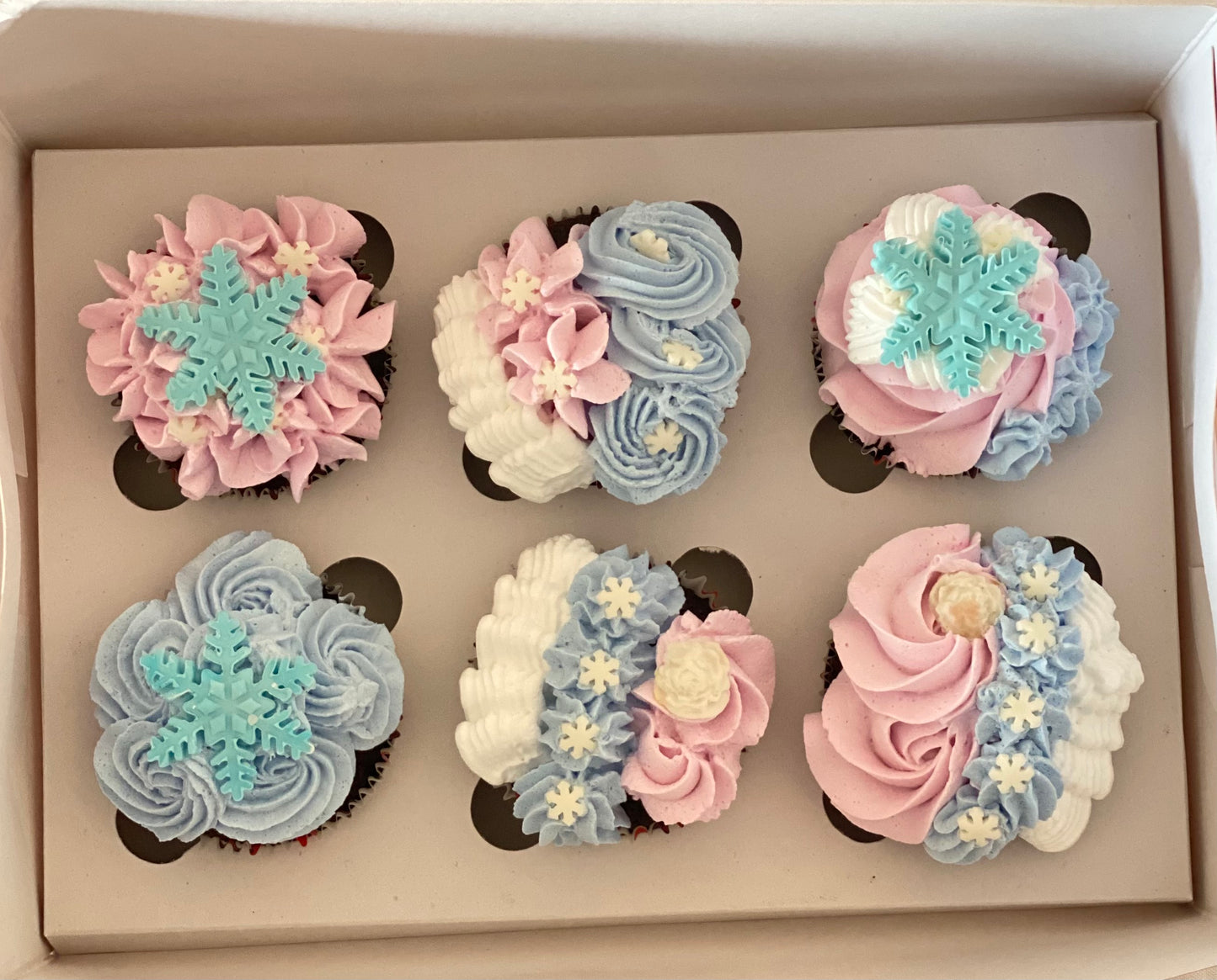 Box of 6 Cupcakes |Designer Cupcakes|